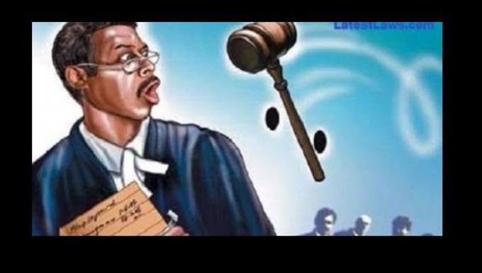 Lawyer’s right to practice can be made subject to BCI-imposes conditions even post-enrollment: Madhya Pradesh HC