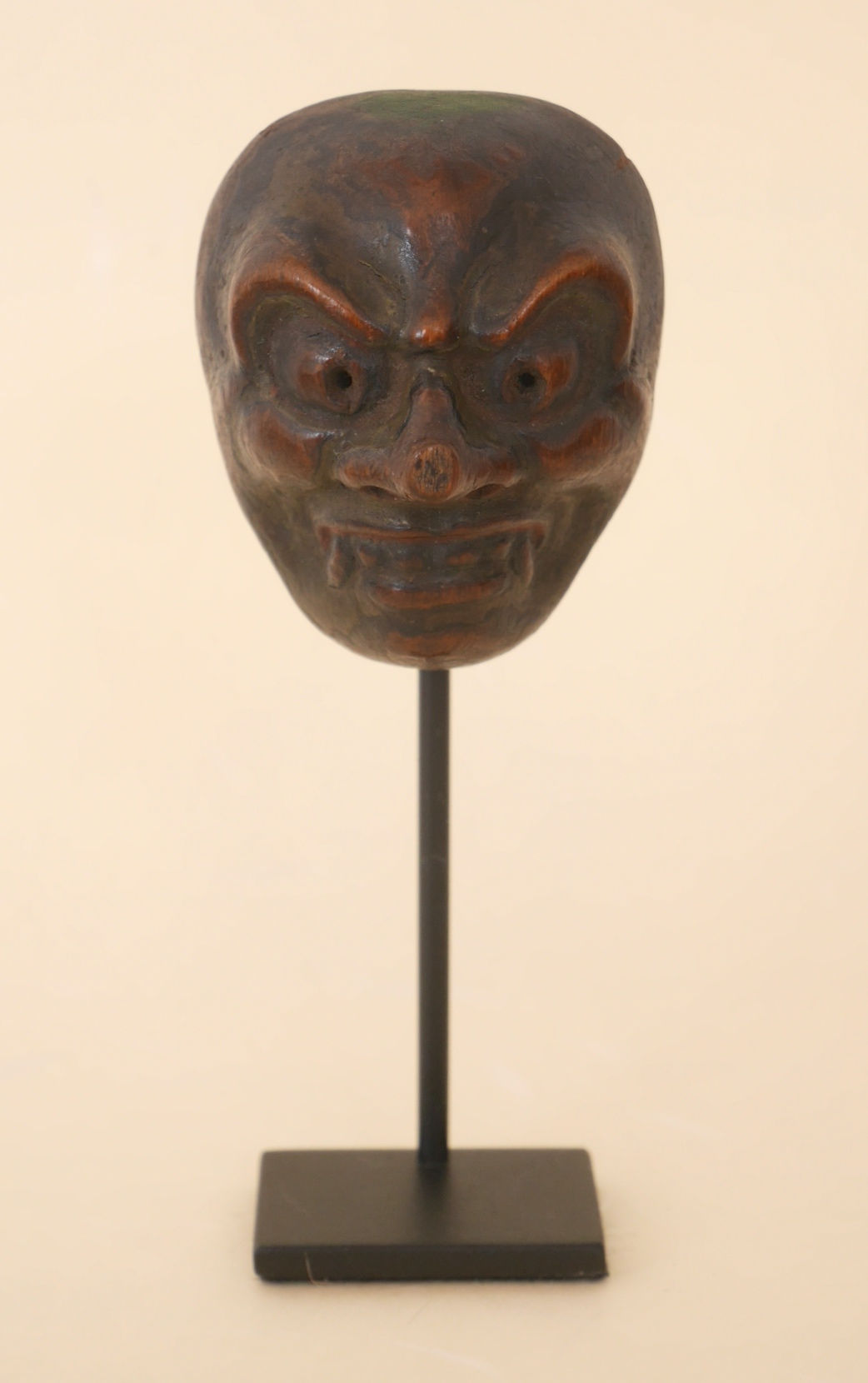 時代提げ物 面変絡繰根付 在銘 天然素材 高5.1cm幅3.3cm重36ｇ緻密彫 時代提げ物 面変絡繰根付 在銘 天然素材 高5.1cm幅3.3