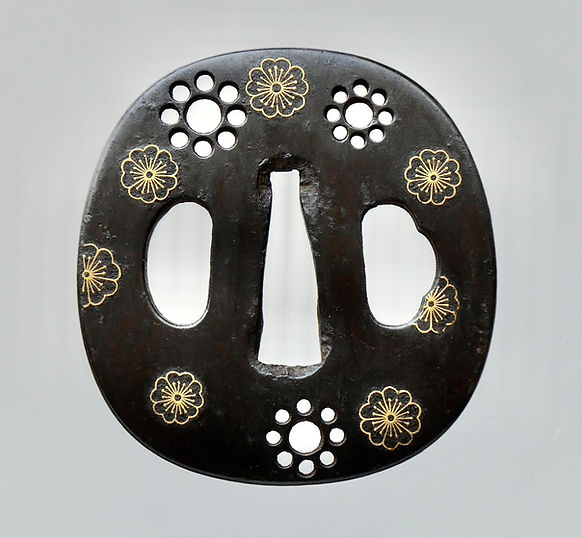 a.8 なまこ透し　大鐔　金象嵌　肥後　武蔵鐔 a.8 なまこ透し 大鐔 金象嵌 肥後 武蔵鐔 鍔 t-207 鐔