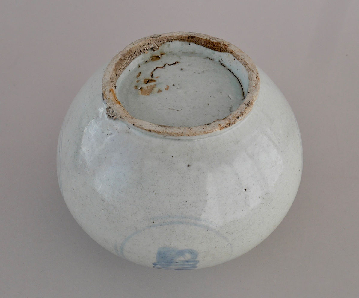 朝鮮美術 陶磁器 | 李朝白磁寿字文丸壺 | Gallery陽々youyou | 山梨県
