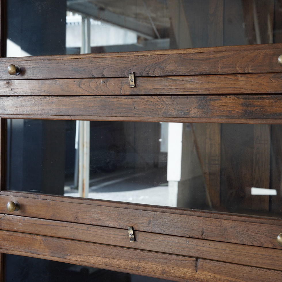 サムネイル： Antique Indian teak storage shelf with flap doors