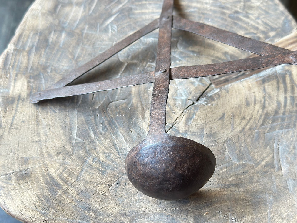 サムネイル： india antique iron object