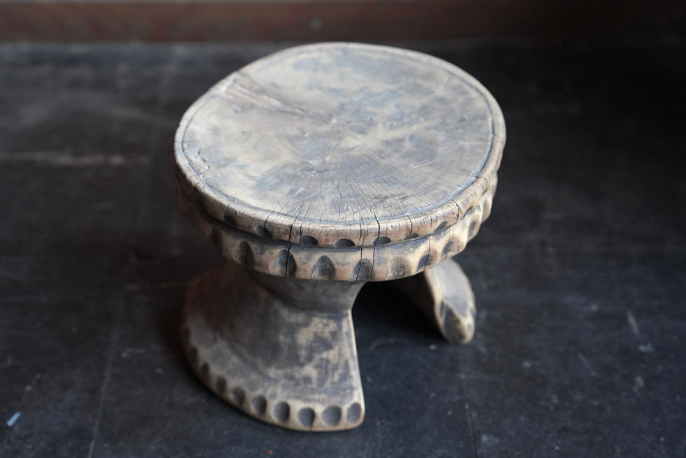 サムネイル： India antique tribal stool a