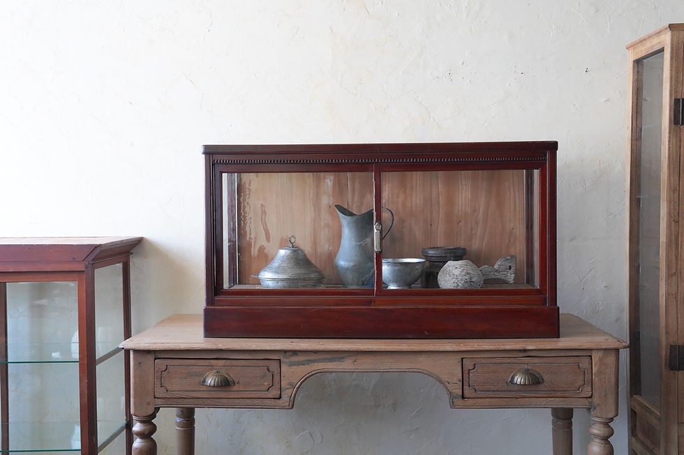 サムネイル： Japan vintage  wooden table showcase