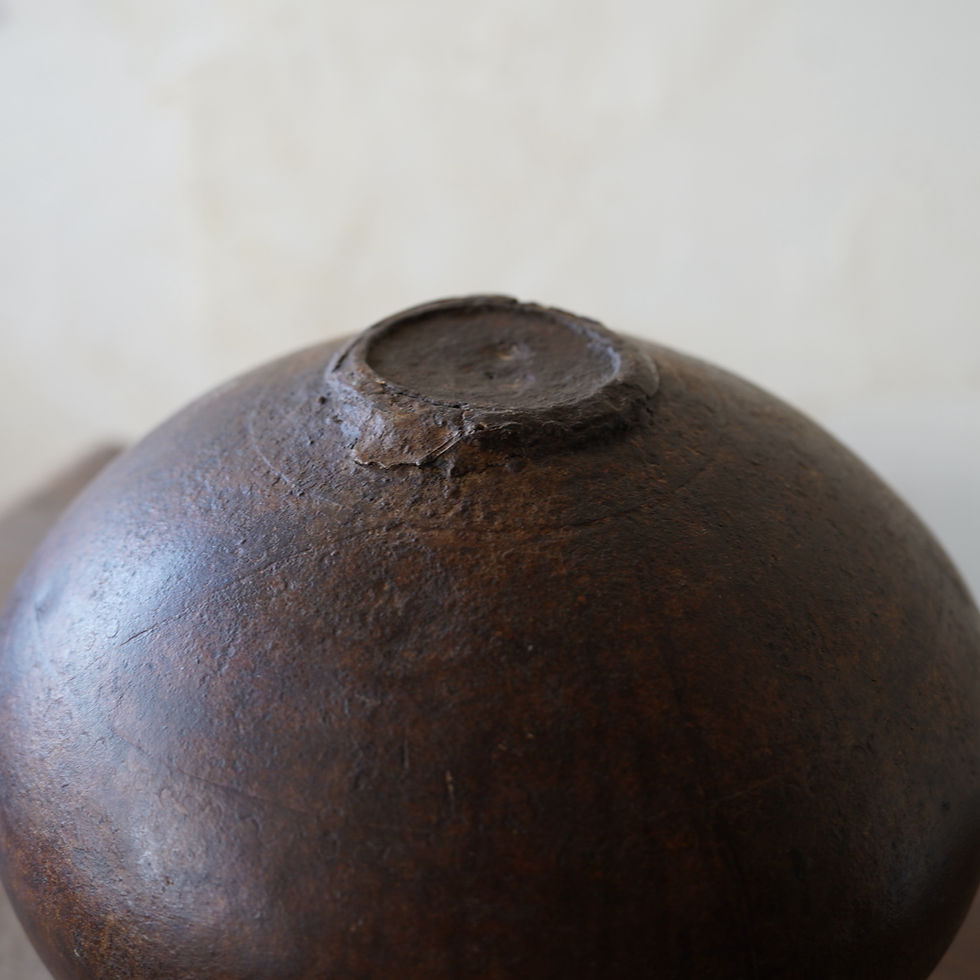 サムネイル： インド トライバル アンティーク鉄製ポット