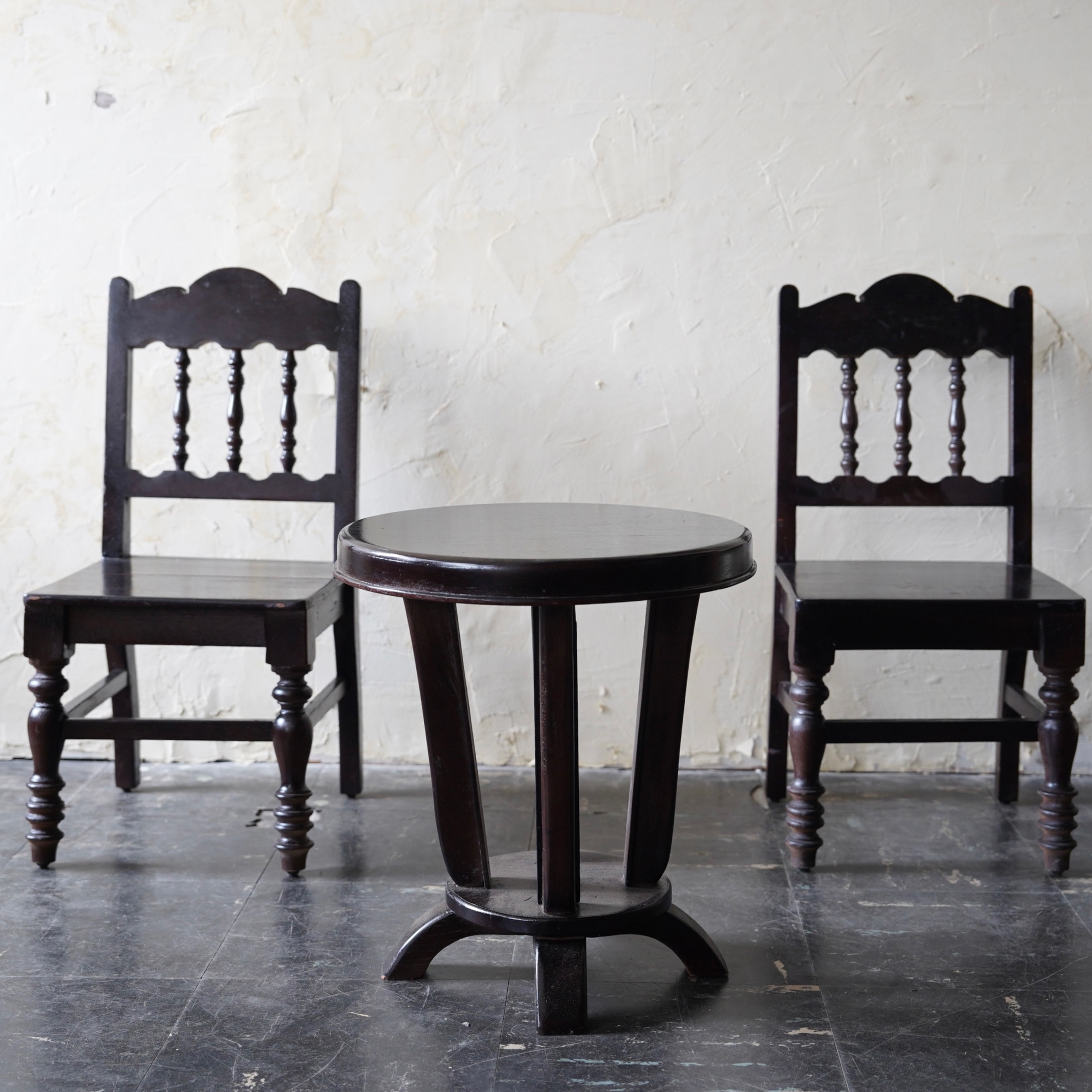 ベトナム ヴィンテージ 木製 カフェテーブル