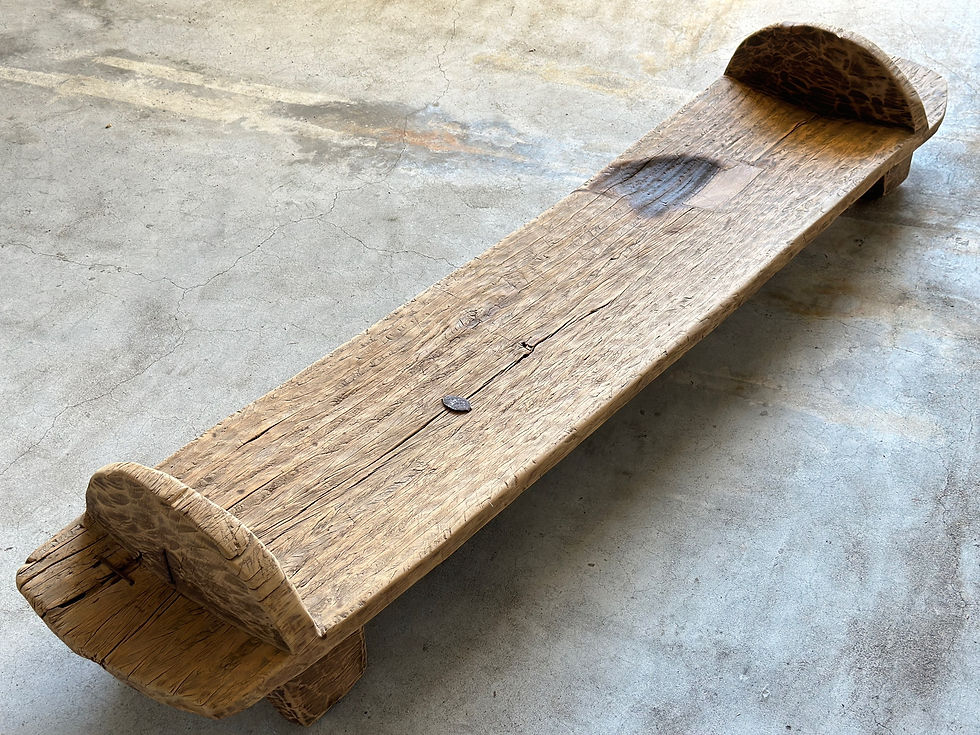 サムネイル： antique tribal NAGApeople onewood lowtable