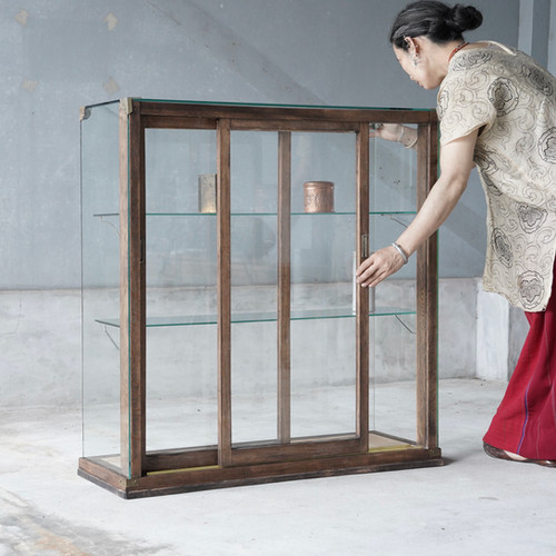 日本 ヴィンテージ ガラスショーケース | TABULE アジアのアンティーク家具