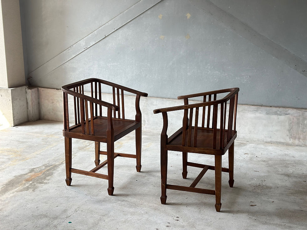 サムネイル： vietnum antique pair dining chairs set