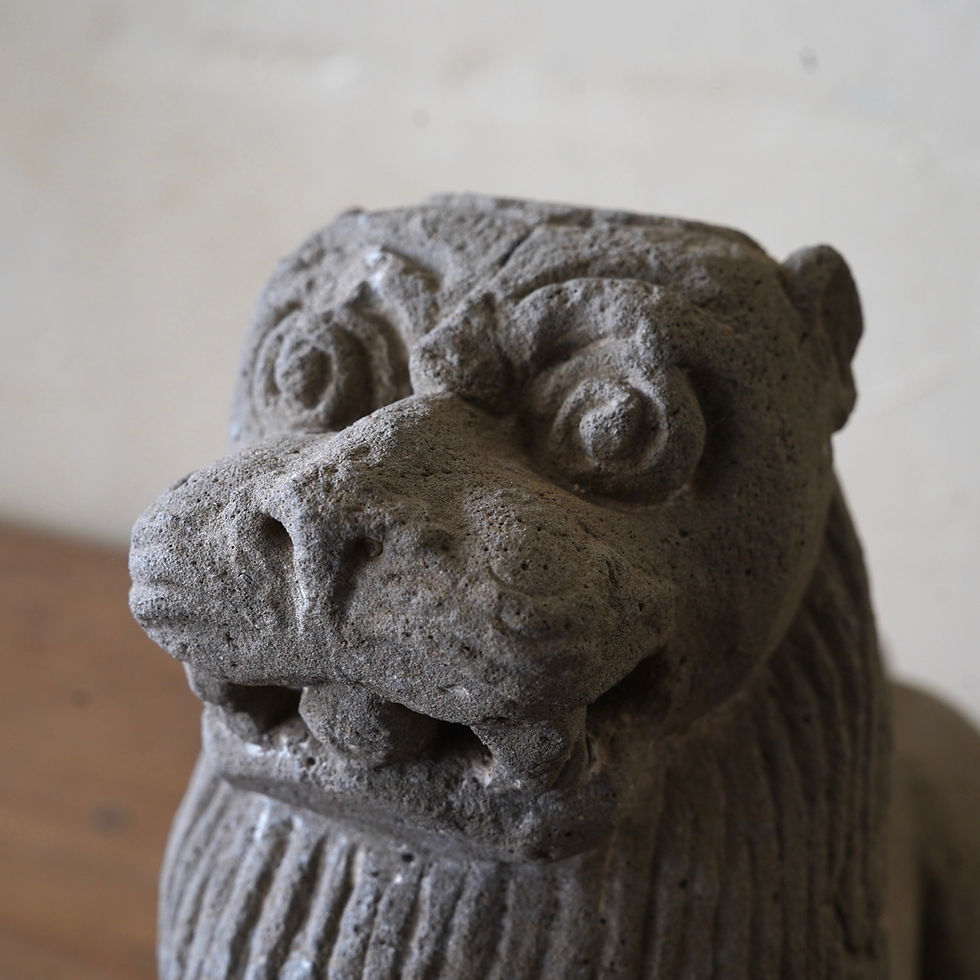 サムネイル： India Antique Natural stone hand-carved lion statue