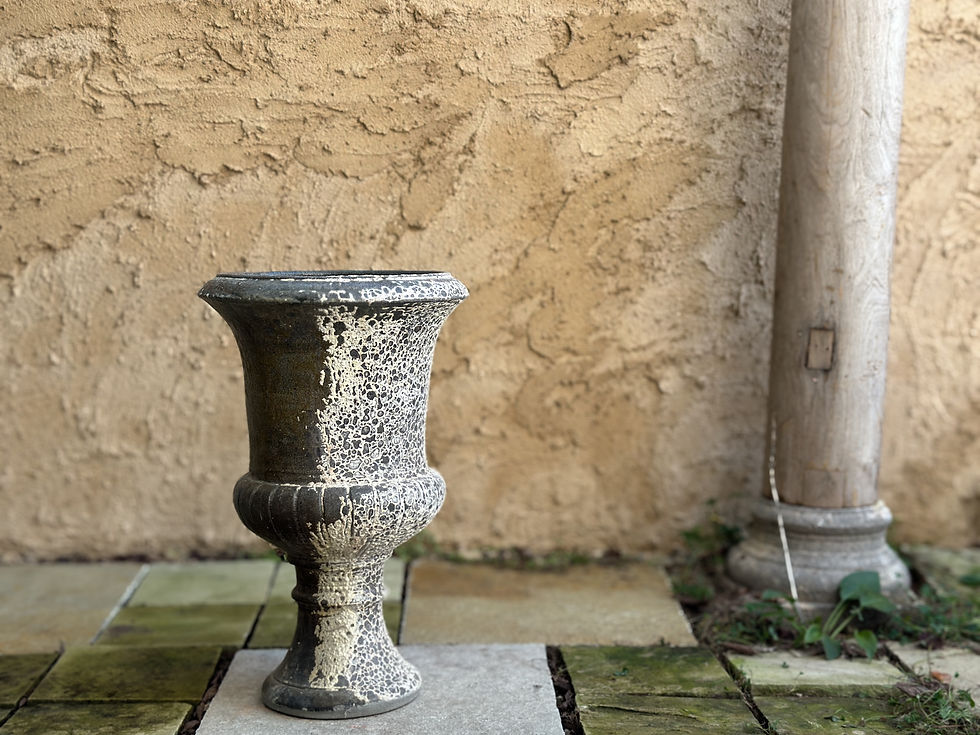 Thailand vintage lotus pot ④