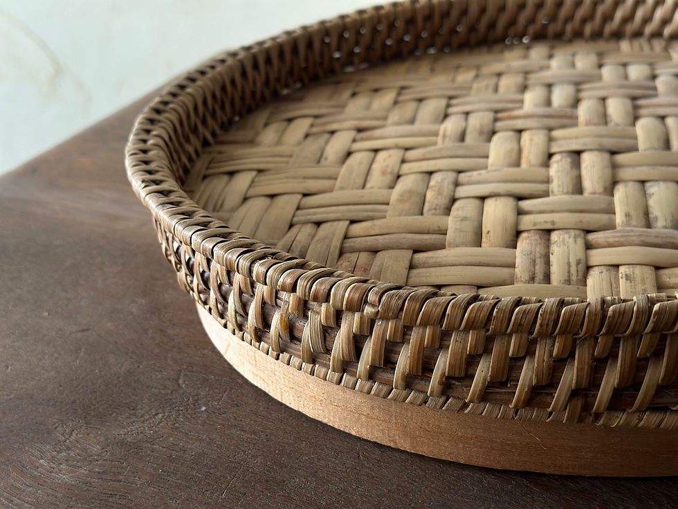 サムネイル： Thailand water plant tea table