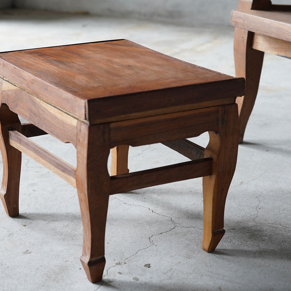 サムネイル： ベトナム ヴィンテージ アカシア チェア＆オットマン　①