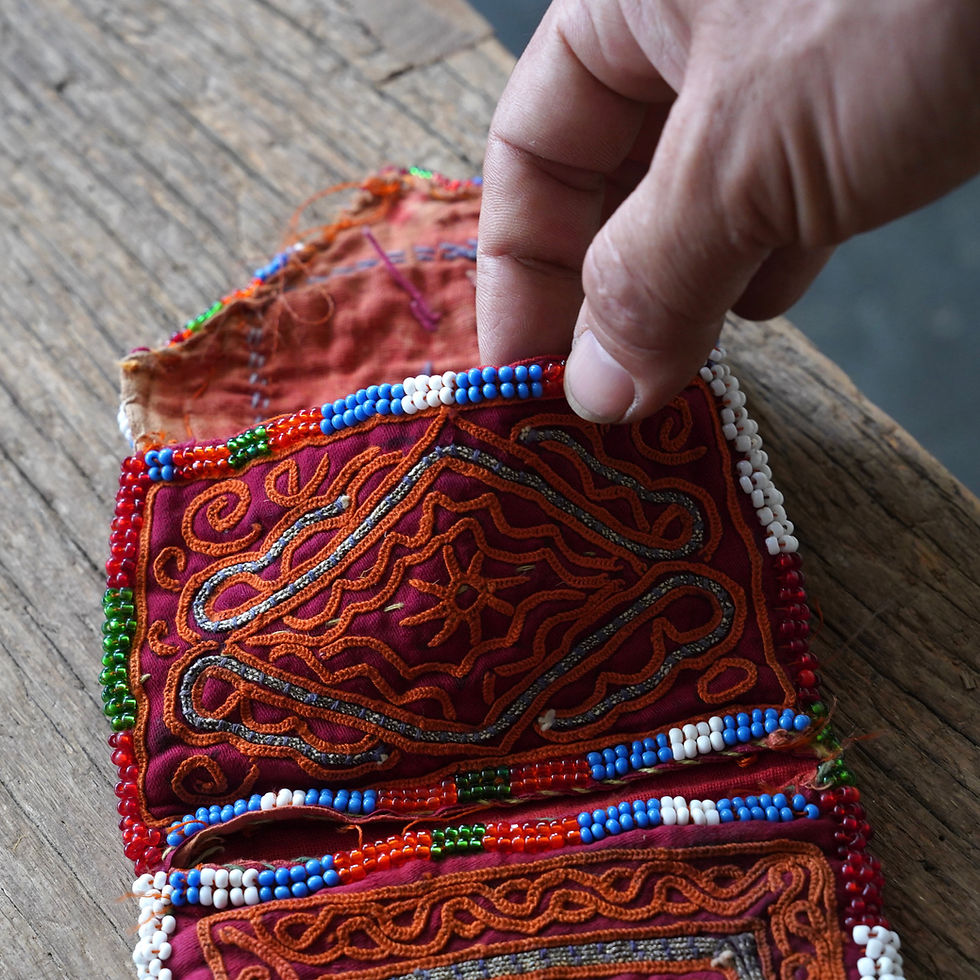 サムネイル： アフガン 手刺繍ヴィンテージ財布