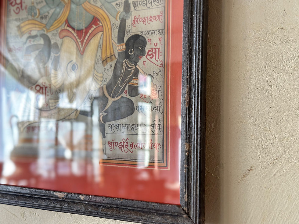 サムネイル： india antique handpaint with wooden flame