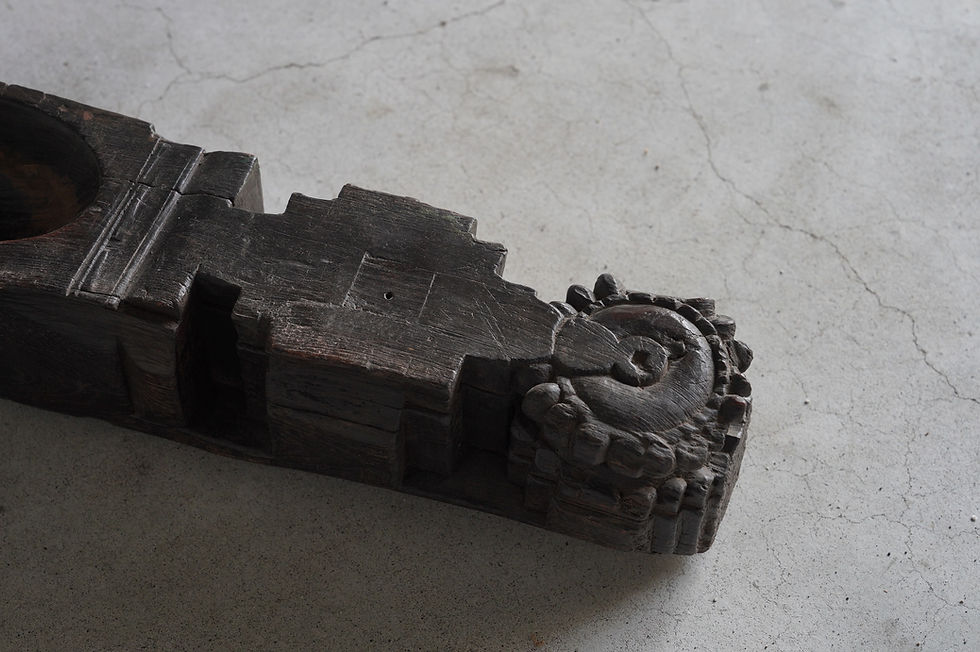 サムネイル： India old house Pillar decoration ②
