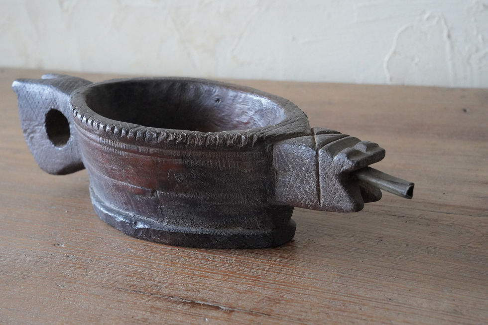 サムネイル： India antique Ayurved woodenpot