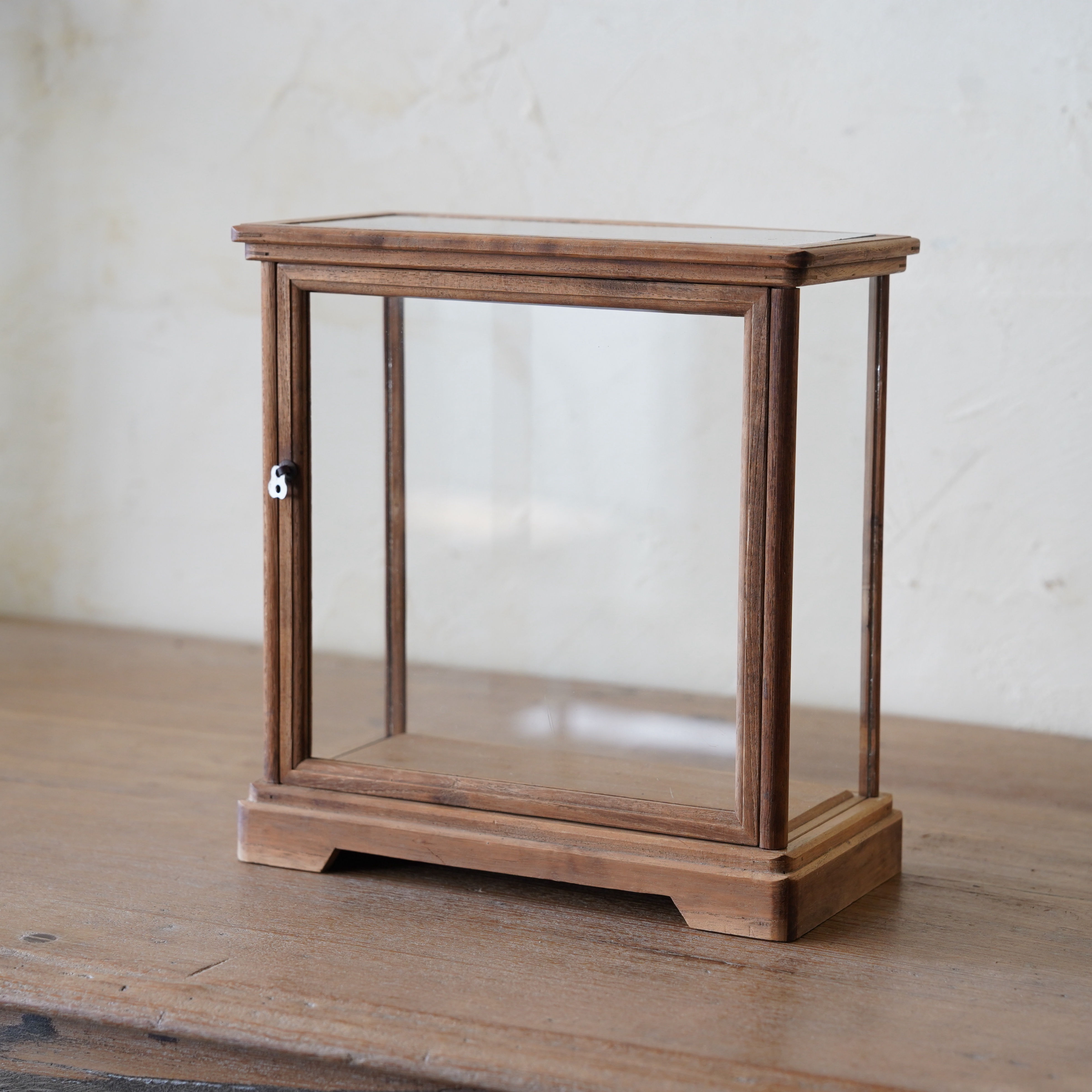 Japan old Table showcase