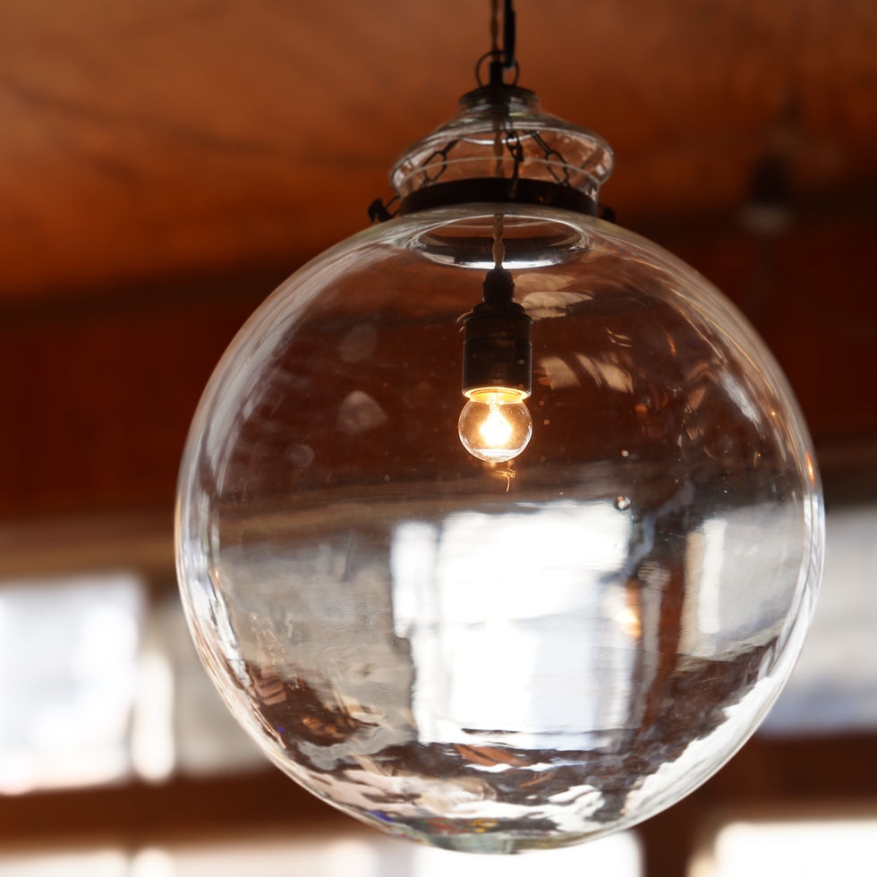 サムネイル： Vintage Indian blown glass pendant light with brass accents