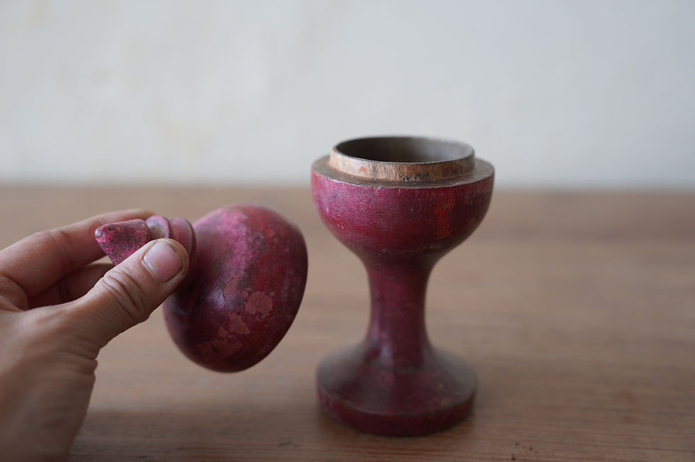 サムネイル： India antique  wooden tall cup with lid①