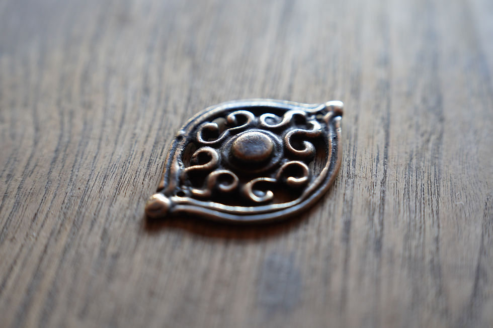 サムネイル： Tibet antique Thogchags ①