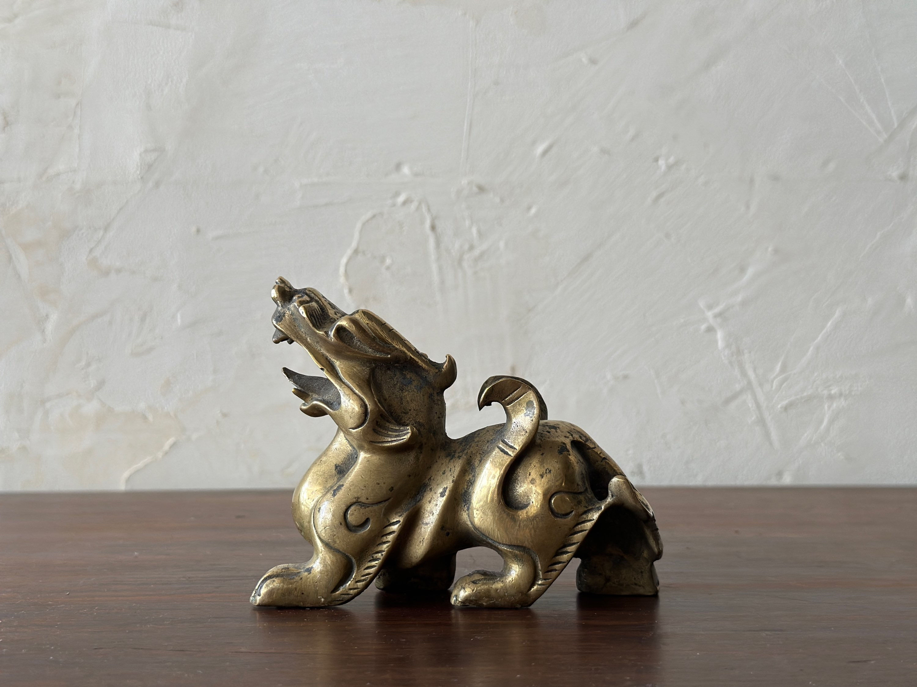 vietnum antique brass rion object