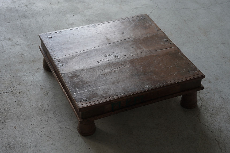 サムネイル： India tribal low  tea table ①