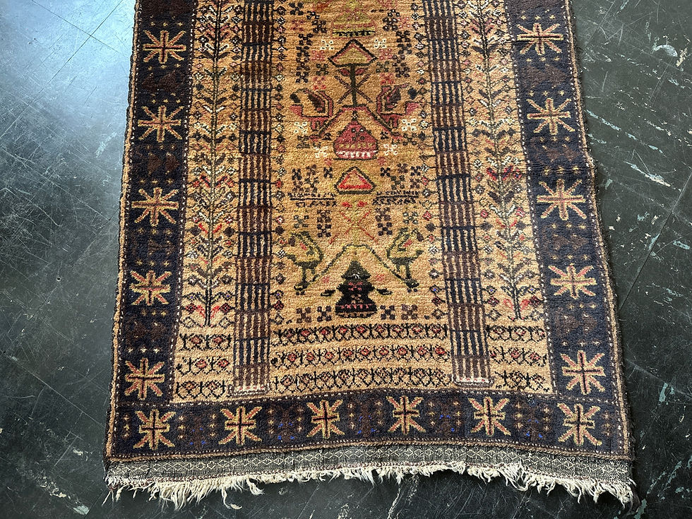 サムネイル： turkmenistan antique hand woven rugs