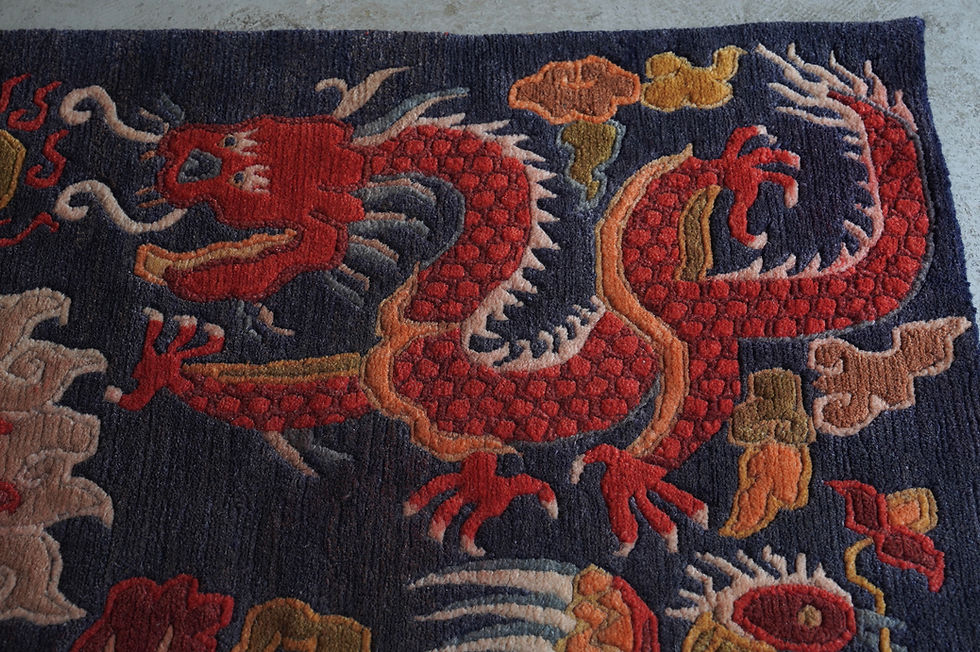 サムネイル： Old Tibetan Rug Dragon and Phoenix