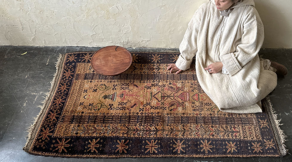 サムネイル： turkmenistan antique hand woven rugs