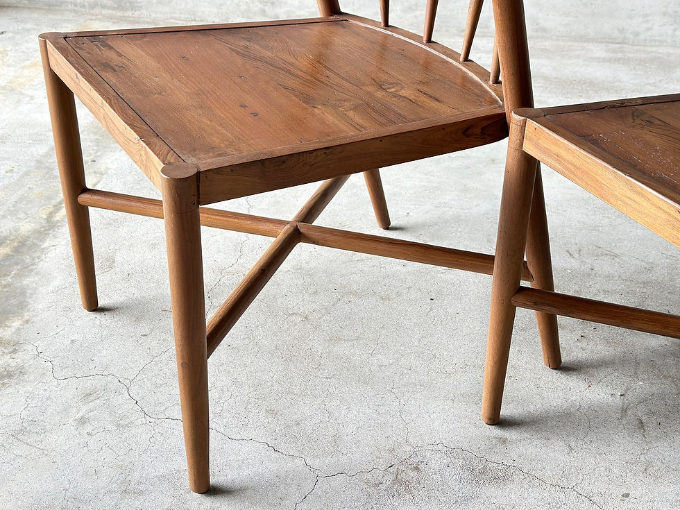 サムネイル： Indian antique teak wood recrimed dining chair ⑤