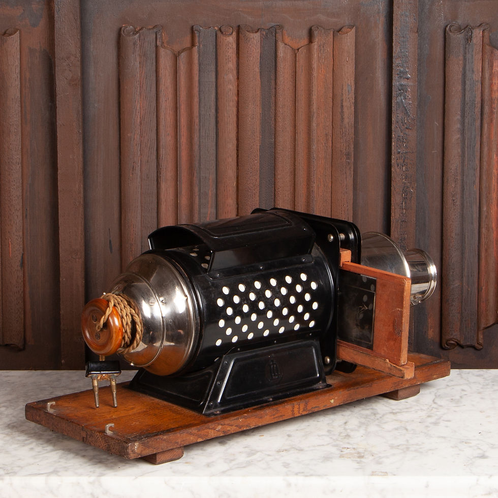 Thumbnail: An Early 20th Century Magic Lantern