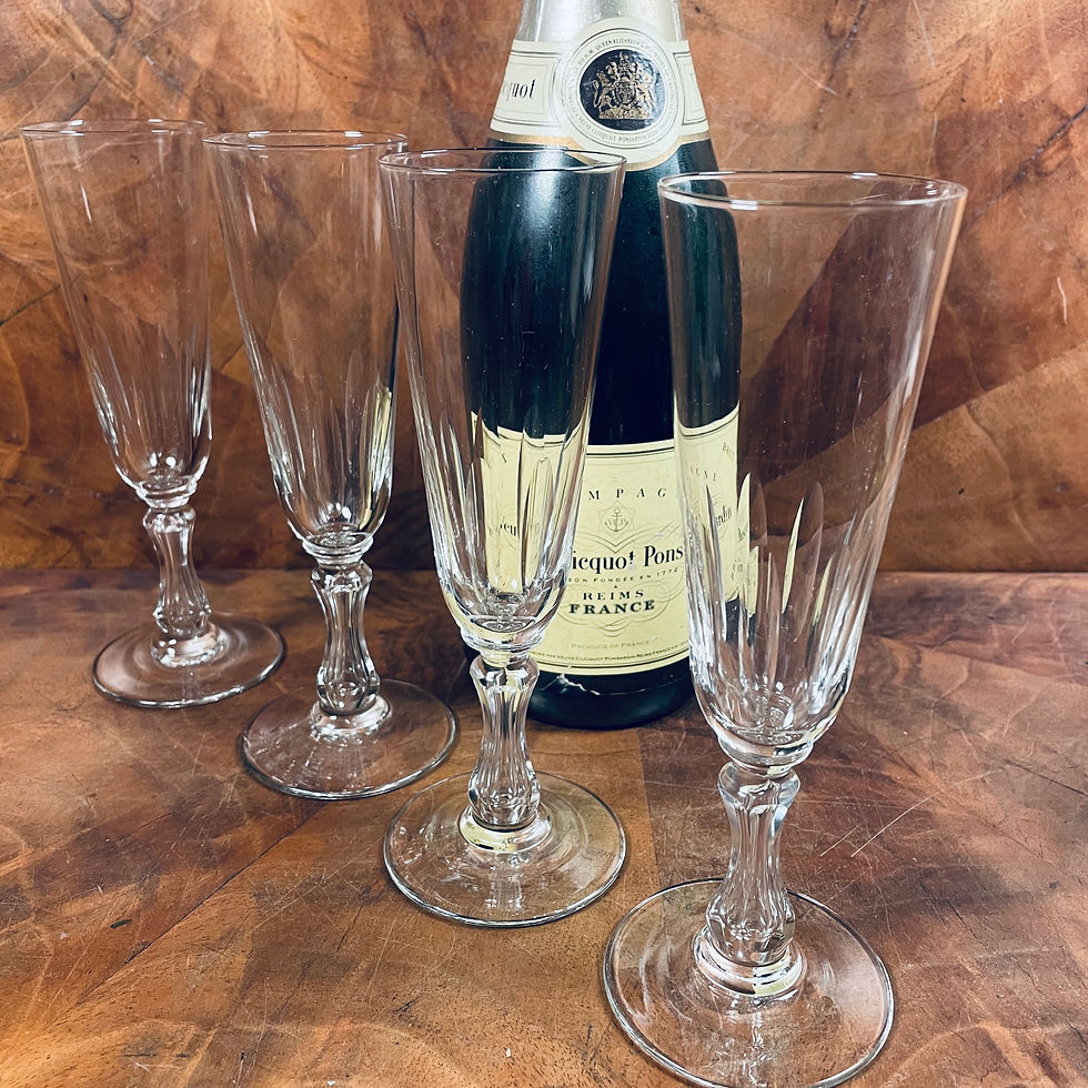 Thumbnail: Set of Four 19th Century Champagne flutes