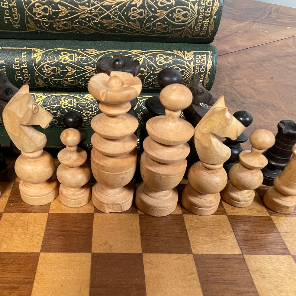 Thumbnail: Travelling Chess Set