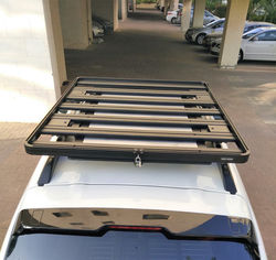 עריסה עם שולחן סובארו XV