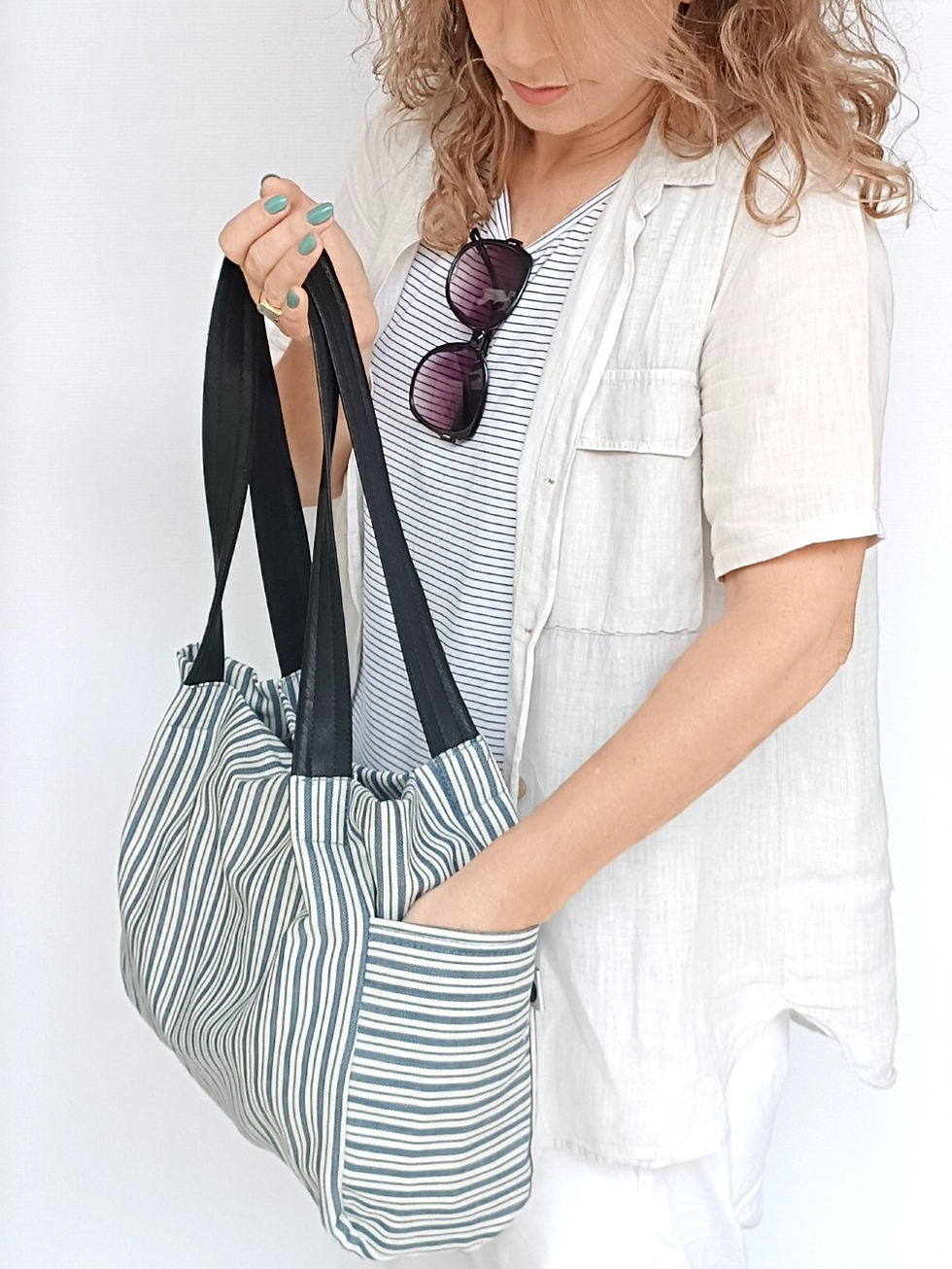 תמונה ממוזערת: shoulder bag side