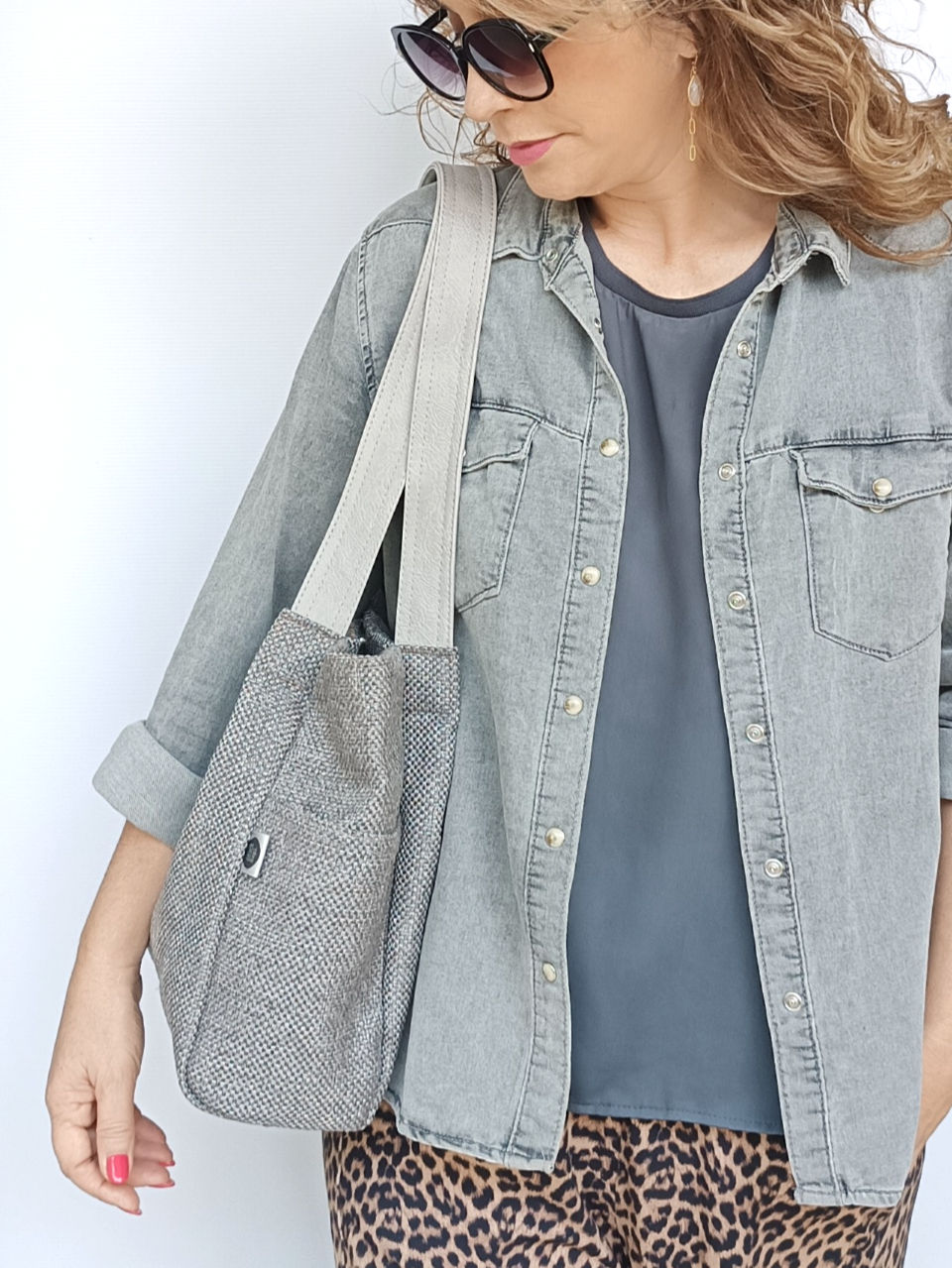 תמונה ממוזערת: shoulder bag side