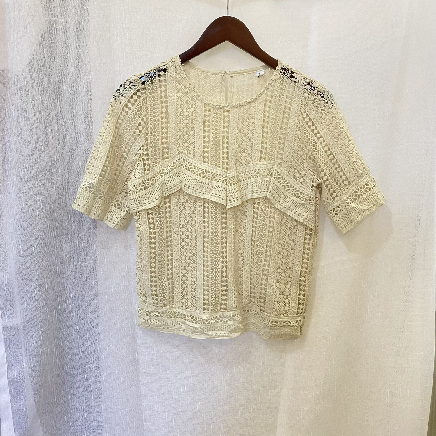 CODE: D594  Favorite cream lace top