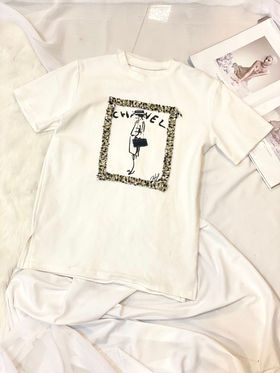 Thumbnail: D579 chanel inspired shirt (M-XL)