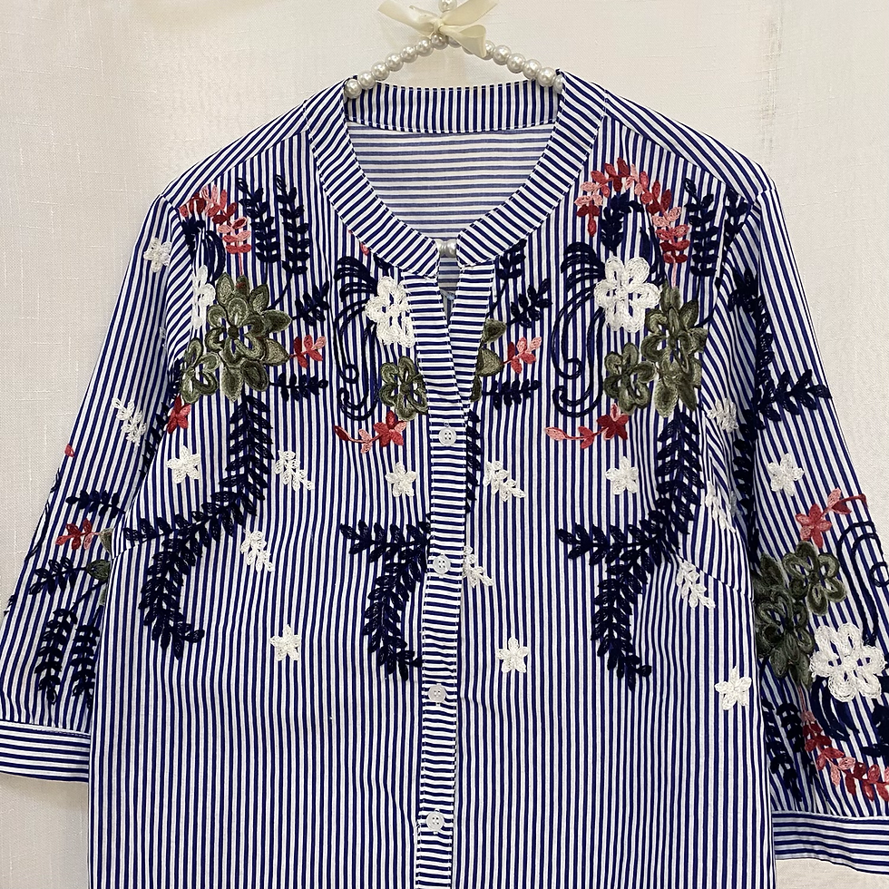 Thumbnail: D627  Favorite stripes embroidered top
