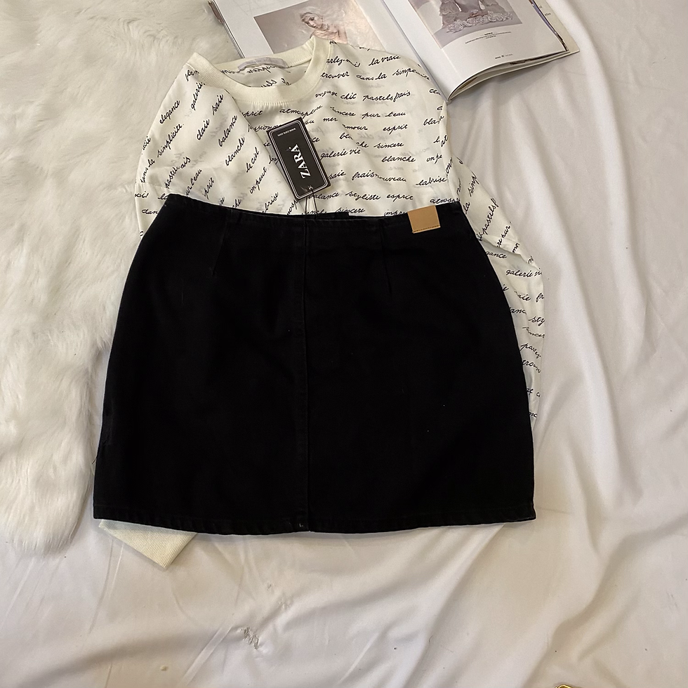 Thumbnail: D475 Zara black denim skirt (W28)