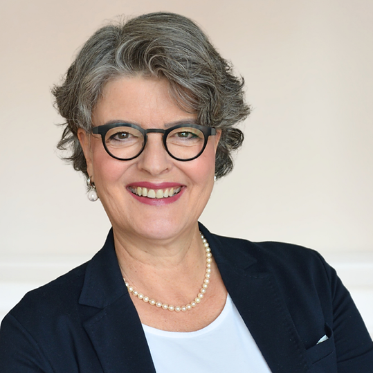 Silke Portrait 2026 1.2.png