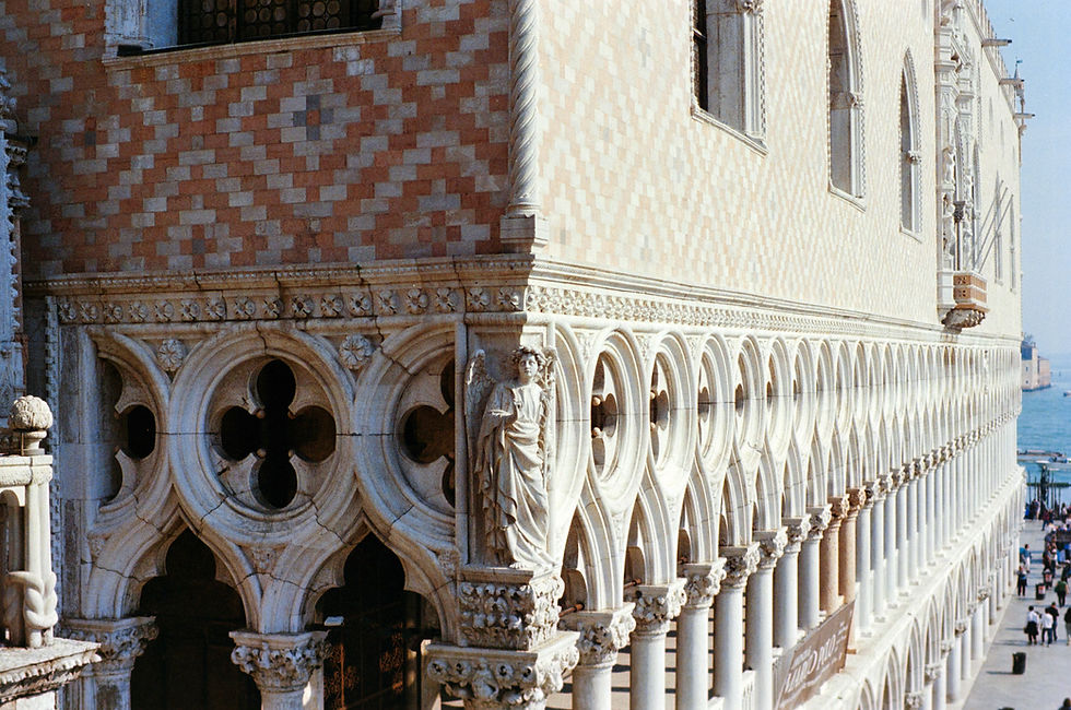 Venice Day 2-24.jpg