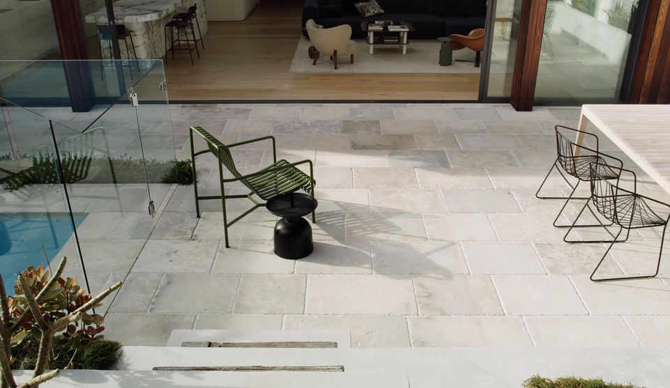 metal chair designlink.jpg