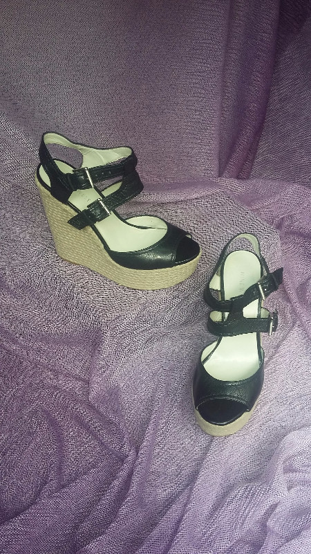 Nine West