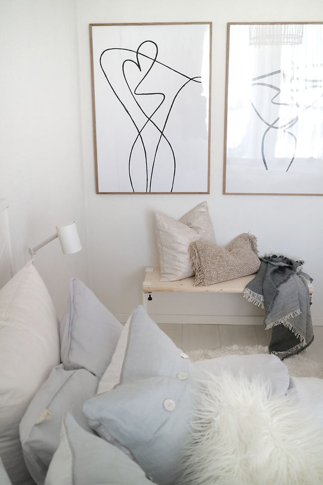 Tiptoeing Through: The Rooms