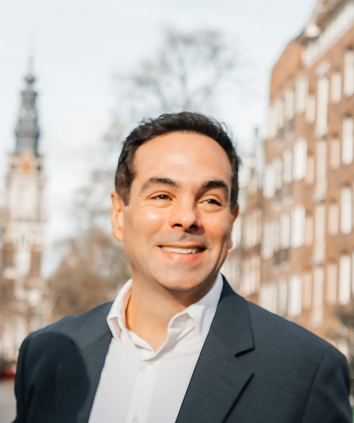 Writer: Martin Romero