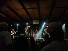 Tretura performing live at Battle of the Bands.