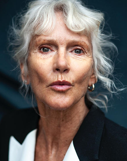 Coloring Gray Hair: Tips and Trends for Dyeing or Covering Gray Hair