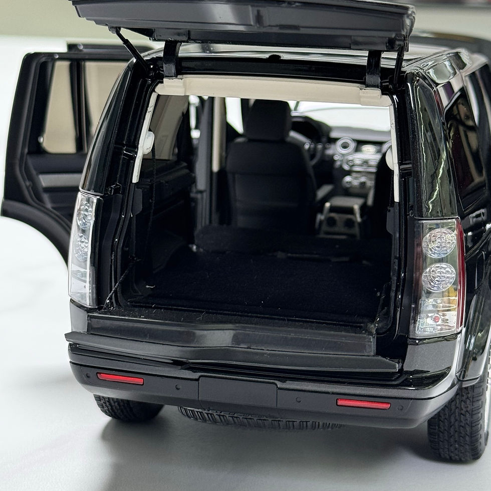 Thumbnail: WHELART 1/18 Scale Land Rover Discovery 4 Die-Cast Model Car